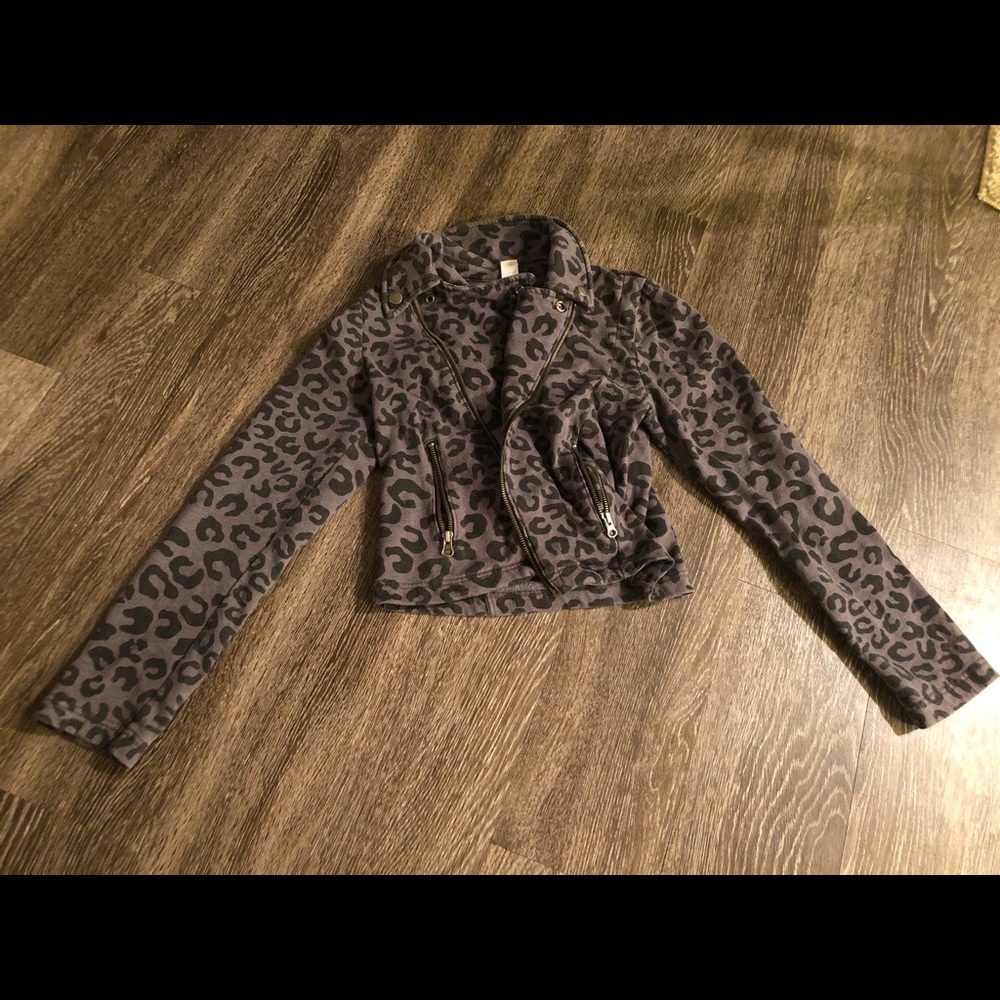 Trendy Cheetah Print Girls Jacket